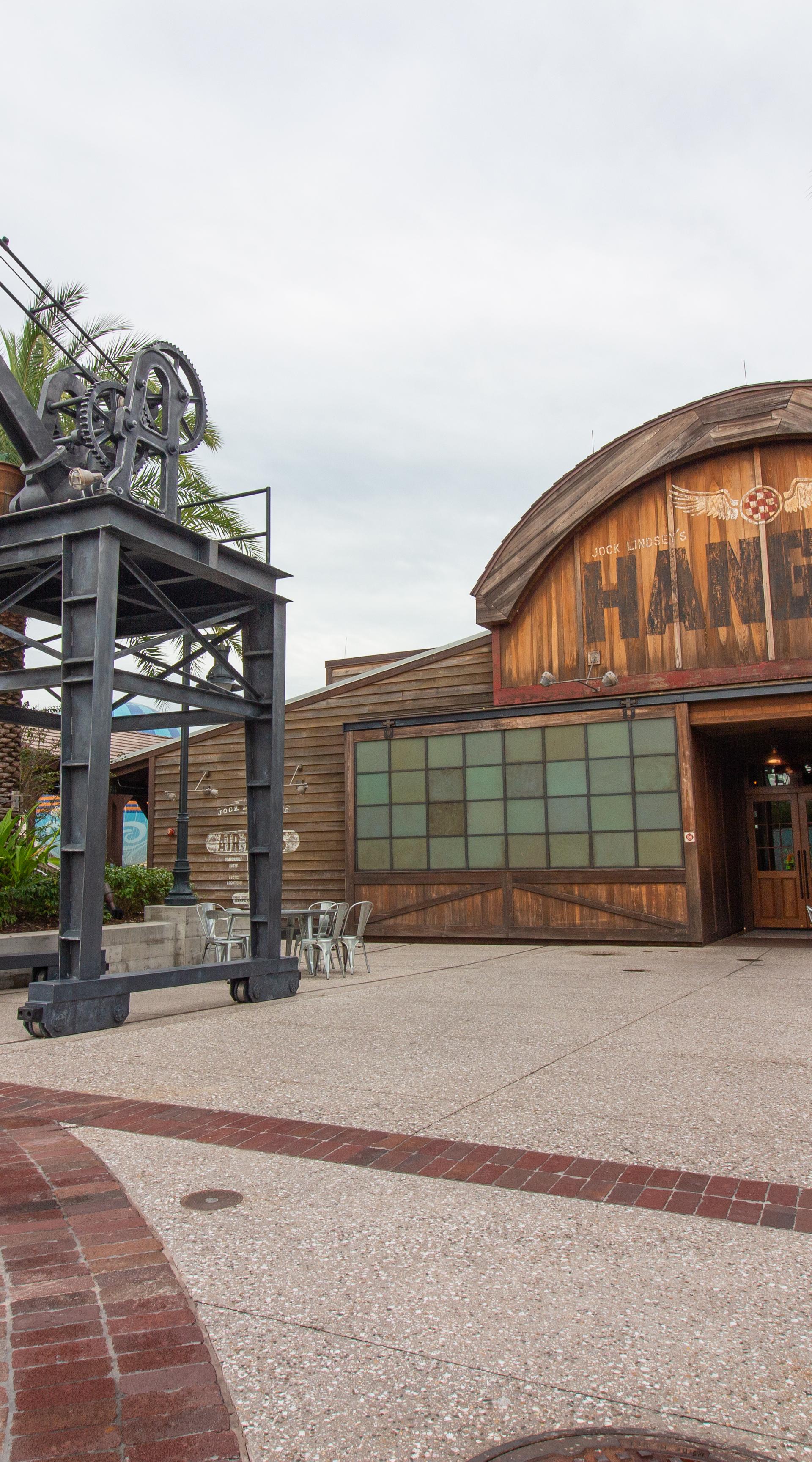 Jock Lindsey's Hangar Bar